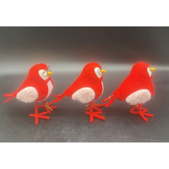 Target Spritz Featherly Friends Valentine's Day Bird Figurine 2023 Set Of 3 - Picture 5 of 5